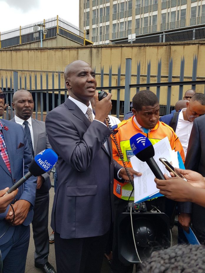 Address delivered by the Minister of Transport at the re-introduction of the Johannesburg – Musina Long Distance Train Service. Address delivered by the Minister of Transport at the re-introduction of the Johannesburg – Musina Long Distance Train Service.