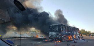 Bus burning on N1 at Modimolle turnoff, Limpopo