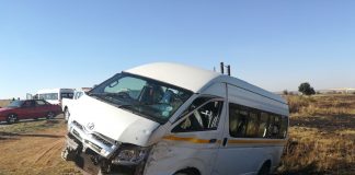 Gauteng: Taxi vs car collision on Main Road in Westonaria, Gauteng