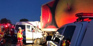 8 Injured in collision between minibus taxi and truck on the N8 close to Mandela View, Bloemfontein