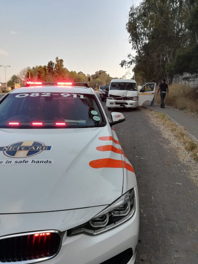 Passenger injured in Taxi vs light pole crash
