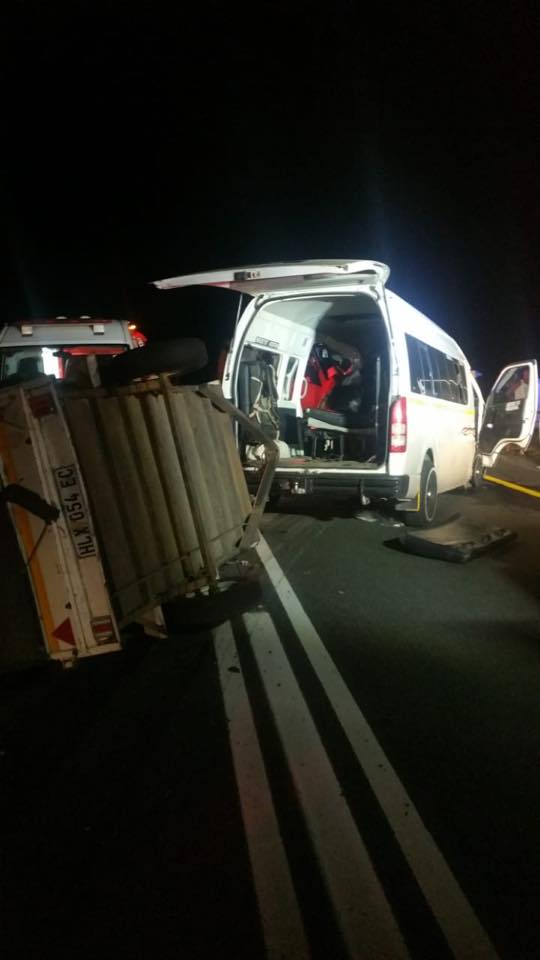 One killed, 15 injured in collision on the N6 about 30km from Smithfield to Reddersburg.