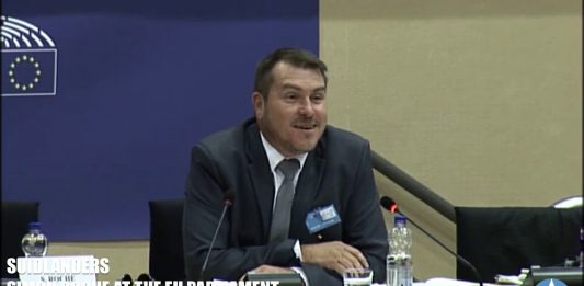 SA: Simon Roche of Suidlanders addresses the European Parliament