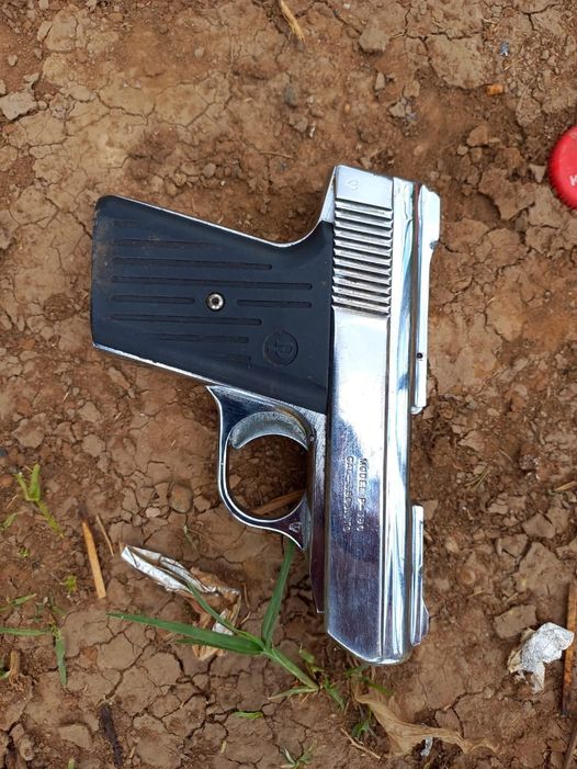 Police nab pair for possession of unlicensed firearm and ammunition