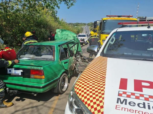 Three injured in a collision on the R102 between Ballito and Chakas rock.