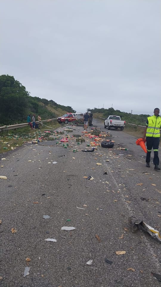 Serious head-on collision along the R72 between East London and Port Alfred