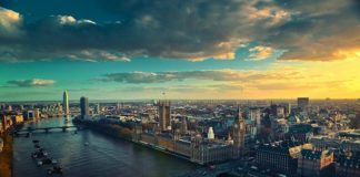 How to Spend a Romantic Getaway to London