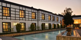 ANEW Hotel Hilton
