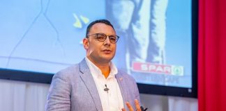 SPAR Eastern Cape's Angelo Swartz, who will soon take over as managing director, outlined the way forward for Phase II of the STOP Plastic campaign at the Boardwalk Hotel in Port Elizabeth on Monday. Photo: Leon Hugo