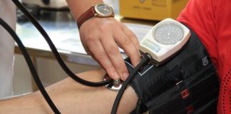 How To Manage High Blood Pressure Easily In Home