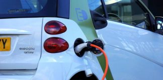 What are the Pros and Cons of Hybrid Cars