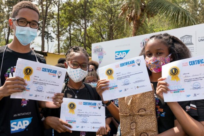 Youth from 22 countries compete in final round of first AfriCAN Code Challenge