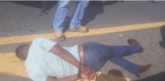 Sandton shootout: 2 suspects shot dead, 4 arrested Sandton shootout: 2 suspects shot dead, 4 arrested