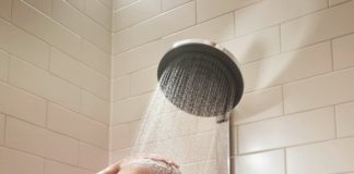 hansgrohe Pulsify combines the pleasant shower enjoyment of PowderRain with striking design and reasonable water consumption