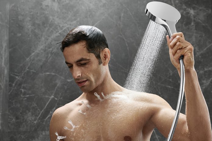 Treat dad to the ultimate shower experience_hansgrohe Rainfinity!