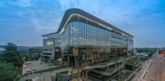 AECOM wins big at SAPOA Awards 2021 for the conneXXion and Constantia Emporium AECOM wins big at SAPOA Awards 2021 for the conneXXion and Constantia Emporium