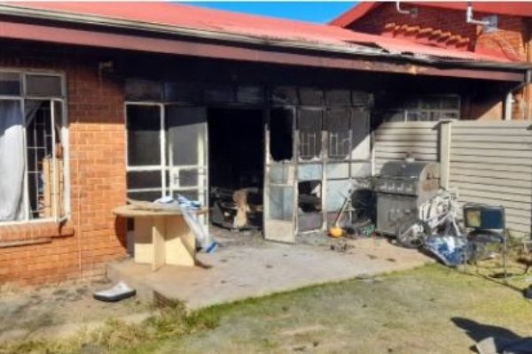 Family of 4 found dead, 2 children’s throats slit, home burnt, Bloemfontein Family of 4 found dead, 2 children’s throats slit, home burnt, Bloemfontein