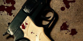 Off-duty policeman and 3 business robbers shot, Addo