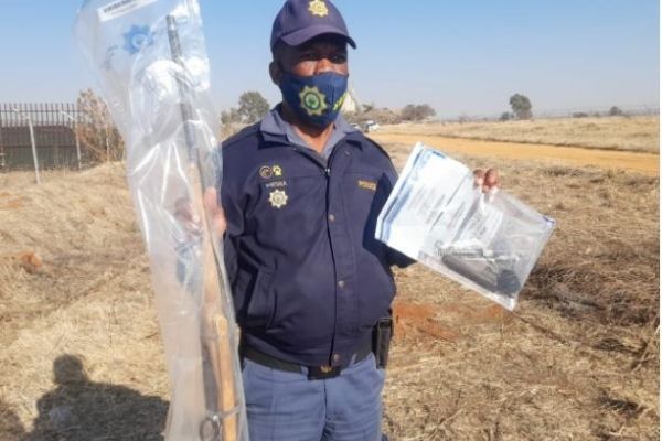 Farm owner shoots rhino poacher, Vierfontein Farm owner shoots rhino poacher, Vierfontein