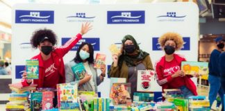 Capetonians Donate Thousands Of Books For Local Community Schools