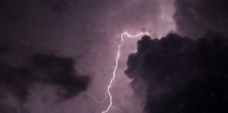 2 Children die after being struck by lightning, 7 others injured, Sheepmoor