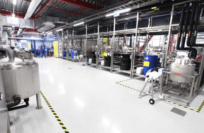 Canon has opened a new state-of-the-art production facility for water-based, polymer inks Canon has opened a new state-of-the-art production facility for water-based, polymer inks