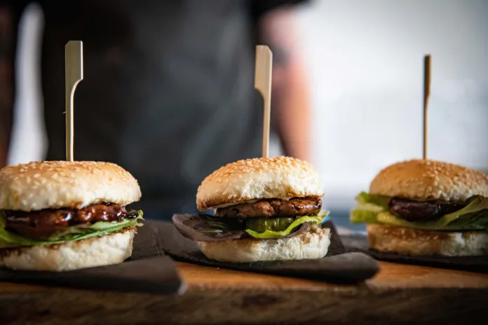 Mzansi Meat Co. Unveils Africa’s First Cultivated Beef Burger