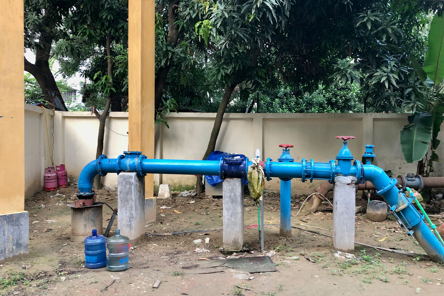 A groundwater extraction system in Dhaka.