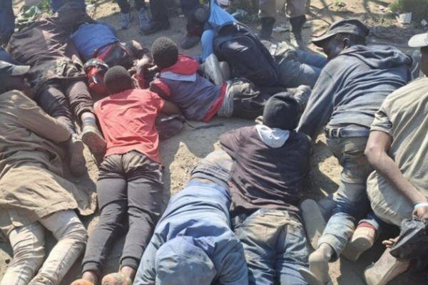 30 Illegal miners arrested, Benoni - South Africa Today