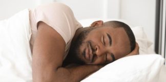 South African dietitian shares 5 tips for a better night’s sleep