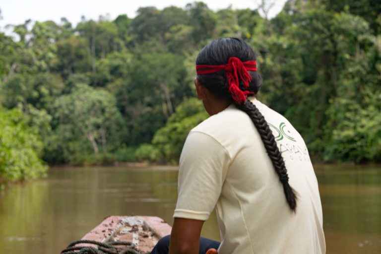 Wayusentsa guide on the Pastaza river in Loreto. Image by Amazon Sacred Headwaters.