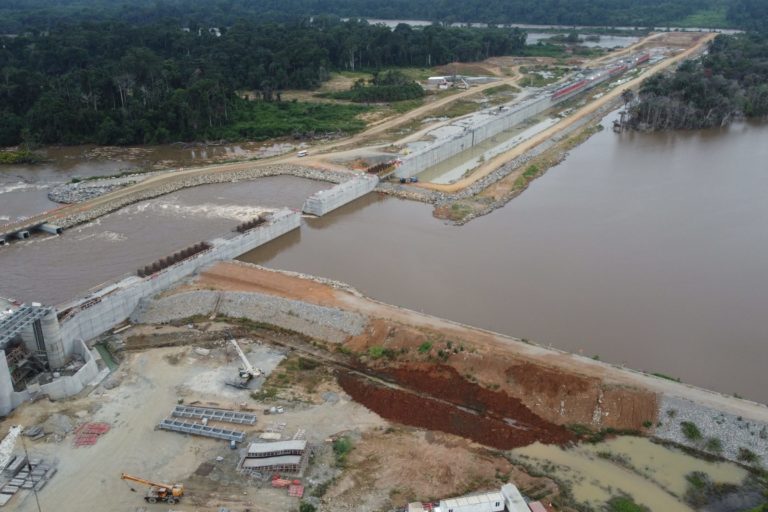 Construction of the upstream phase of the Nachtigal dam on the Sanaga River nears completion. Image © NHPC.