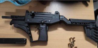 High speed chase - Suspect arrested with Uzi submachine gun, Clanwilliam. Photo: SAPS