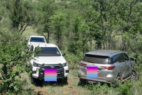 SANDF members recover stolen vehicles next to Mozambique border
