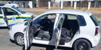 Klerksdorp cell phone shop robbery, 5 arrested with stolen firearms. Photo: SAPS