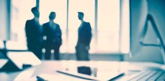 5 Reasons Why You Should Hire a Corporate Lawyer