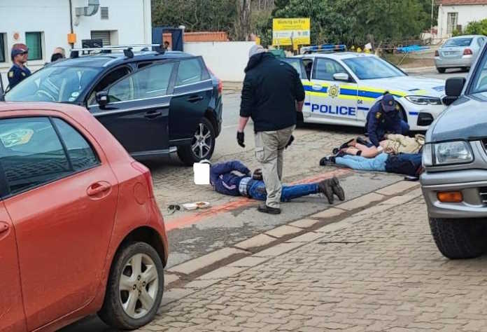 Garden Route Flying Squad recovers stolen vehicle in Riversdale Garden Route Flying Squad recovers stolen vehicle in Riversdale