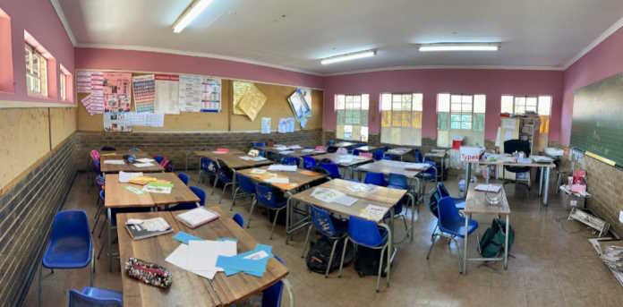 Itemogele Primary School in Soweto