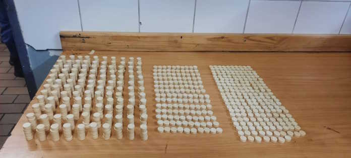 Western Cape police confiscate drugs and arrest four suspects