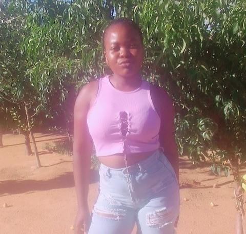 Nebo police seek public assistance in locating a missing girl (17)