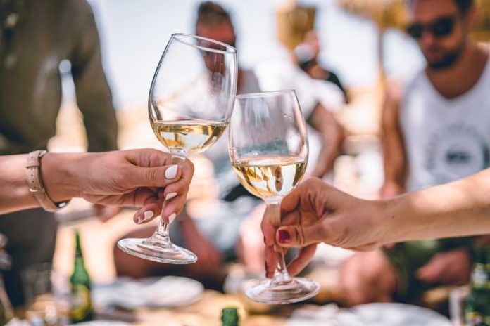 CELEBRATE WORLD CHAMPAGNE DAY WITH BLACK ELEPHANT VINTNERS MCC BRUT CELEBRATE WORLD CHAMPAGNE DAY WITH BLACK ELEPHANT VINTNERS MCC BRUT
