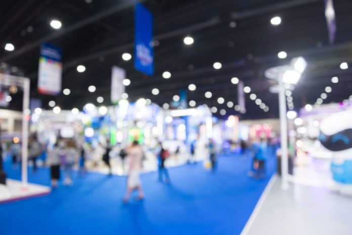 SHINING A LIGHT ON BUSINESS OPPORTUNITIES The International Franchise Expo is Coming To SA! SHINING A LIGHT ON BUSINESS OPPORTUNITIES The International Franchise Expo is Coming To SA!