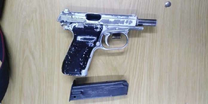 Flying Squad seizes prohibited firearm Flying Squad seizes prohibited firearm