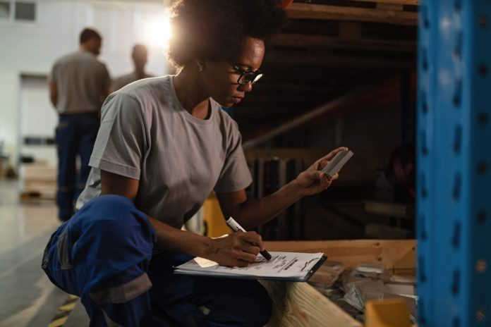 HIGH GEAR BRIDGES THE GAP BETWEEN GRADUATION AND EMPLOYMENT HIGH GEAR BRIDGES THE GAP BETWEEN GRADUATION AND EMPLOYMENT
