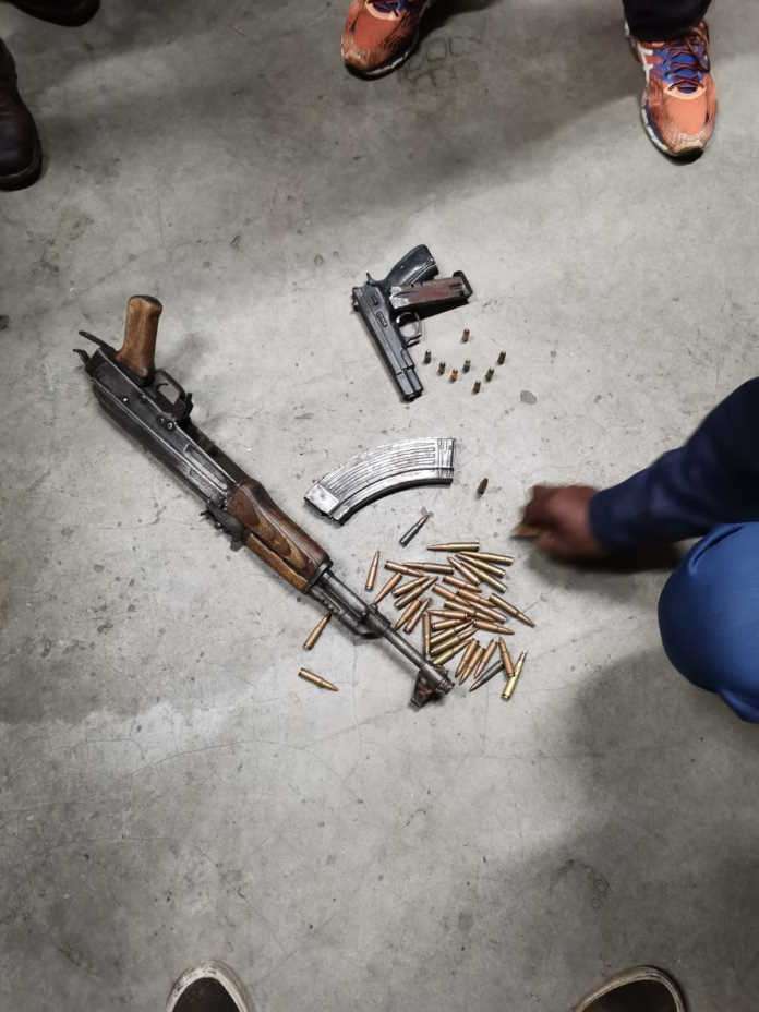 Alleged hitman nabbed with firearms