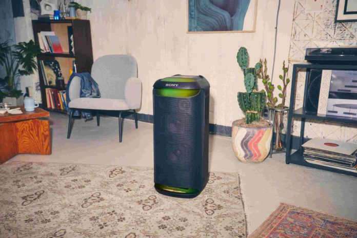 Never Miss a Beat: Sony’s SRS-XV800 Party Speaker Brings the Party to You Never Miss a Beat: Sony’s SRS-XV800 Party Speaker Brings the Party to You
