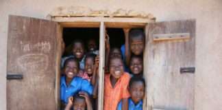Let a Hundred Flowers Bloom in Africa Let a Hundred Flowers Bloom in Africa