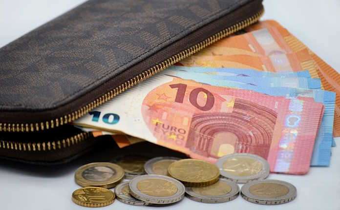 Upbeat PMIs brought buyers back into the Euro Upbeat PMIs brought buyers back into the Euro