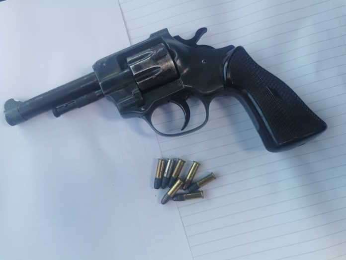 Suspect arrested after shooting at police, firearms recovered Suspect arrested after shooting at police, firearms recovered
