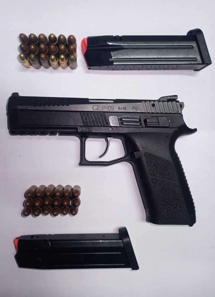 Police confiscates firearms in gang hotspot areas Police confiscates firearms in gang hotspot areas